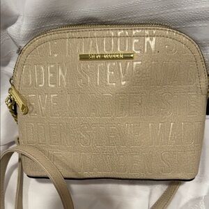Sale today!!!
Steve Madden Embossed Tan Crossbody Bag